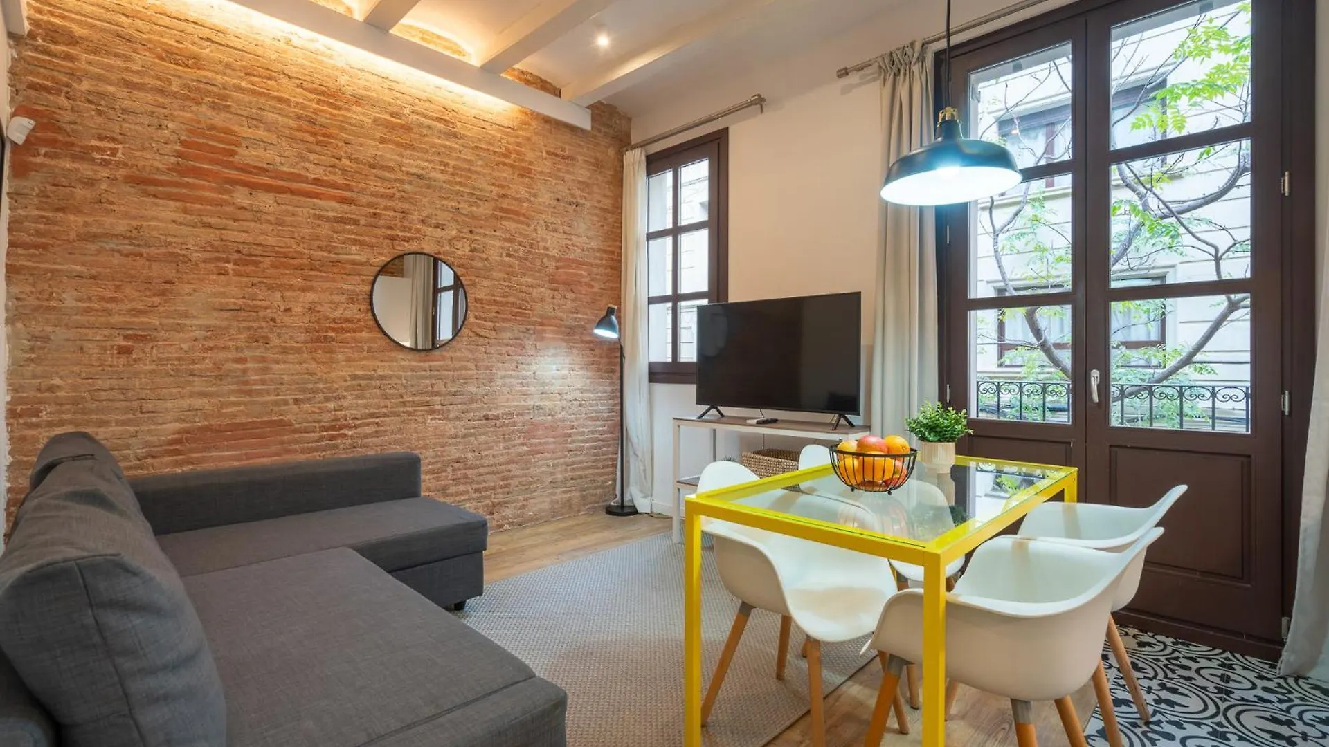 Ola Living Batllo Apartment Barcelona